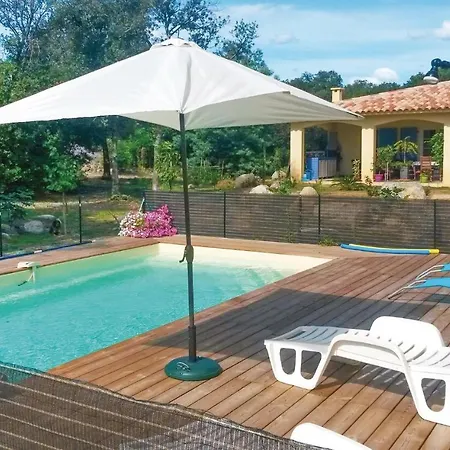 Nice In W/ Wifi, 1 Bedrooms And Outdoor Swimming Pool