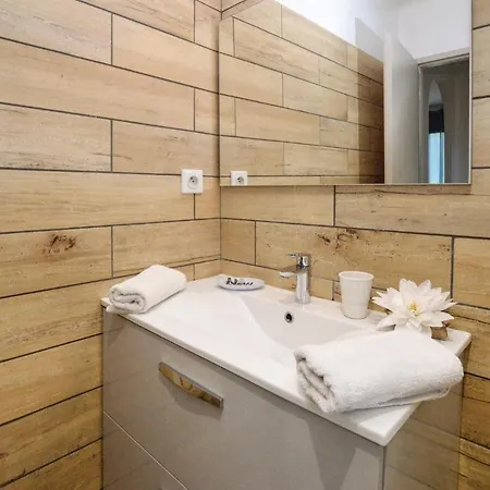 Nice In W/ Wifi, 1 Bedrooms And Outdoor Swimming Pool Prázdninový dům *